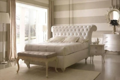 Classic bedroom furniture Monte Napoleone Collection