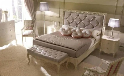Classic bedroom furniture Rudy Collection